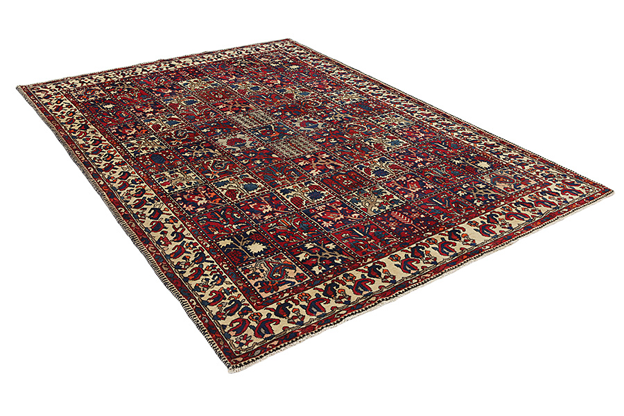 Bakhtiari - Garden Персийски връзван килим 320x220 - Снимка 1